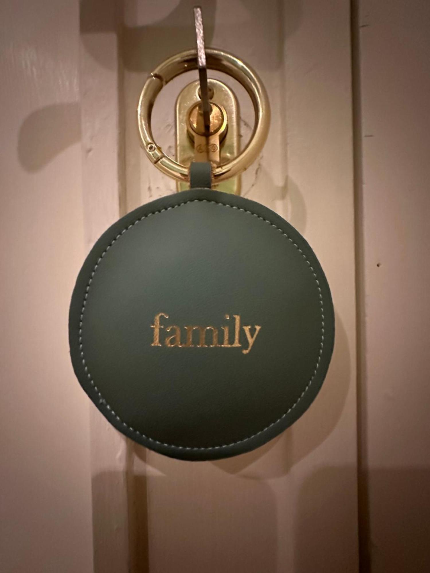 Cozy Olive Green Flat Флоренция Экстерьер фото